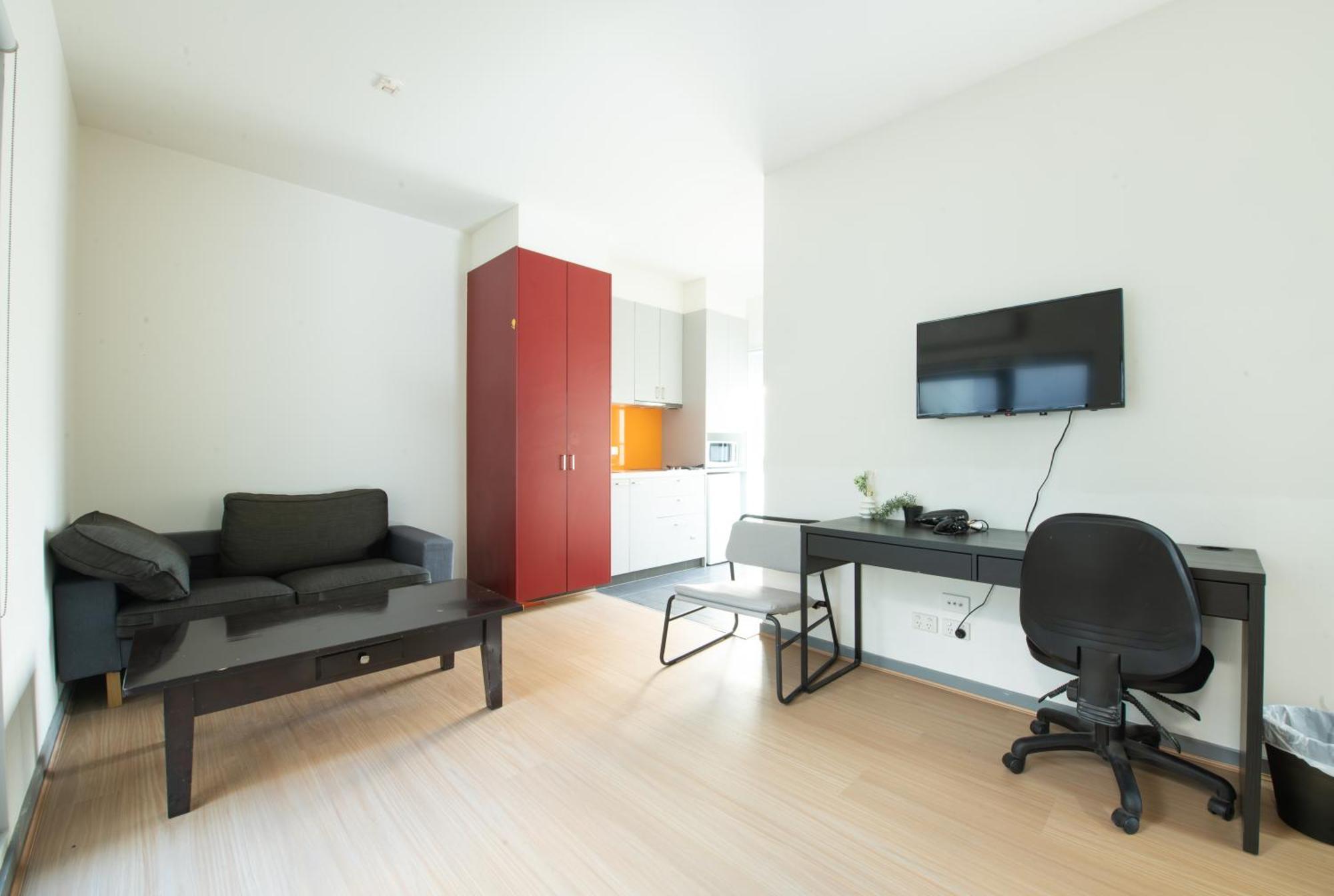 Melbourne Studio Apartments Hotel - 138 Elgin Carlton — Photos 3